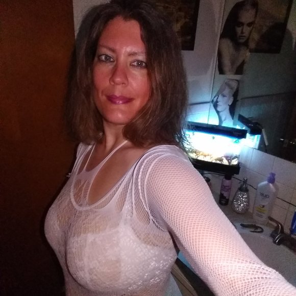 Meet your Posher, Valerie - Picture 2 of 7